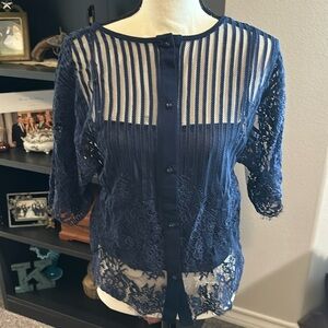 Navy blue top, under camisole w/lace shirt overlay